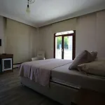 Otel Inta Jasmin House