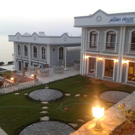 Hotel Inta Jasmin House *