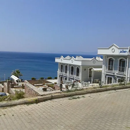 Hotel Inta Jasmin House Gomec