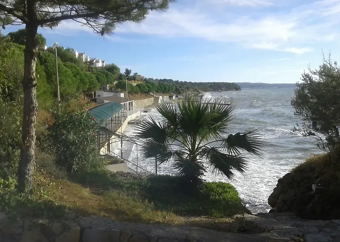 Inta Jasmin House Gomec