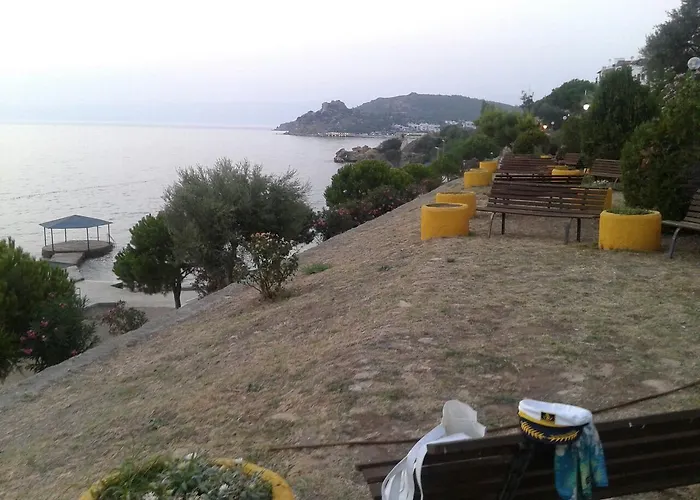 Hotel Inta Jasmin House Gomec